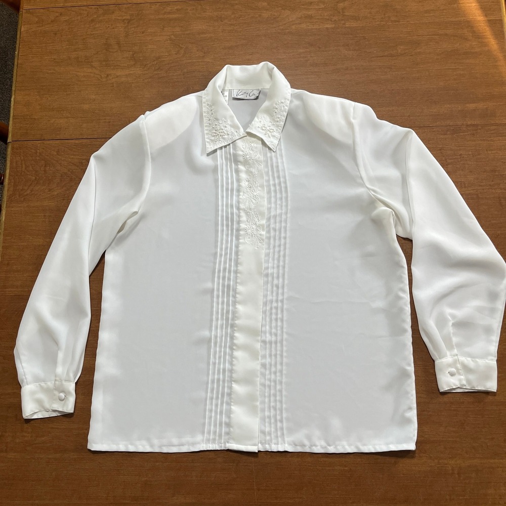 Vintage Kathy Che Women's Size 14 White Embellished Pintuck Blouse Top Button